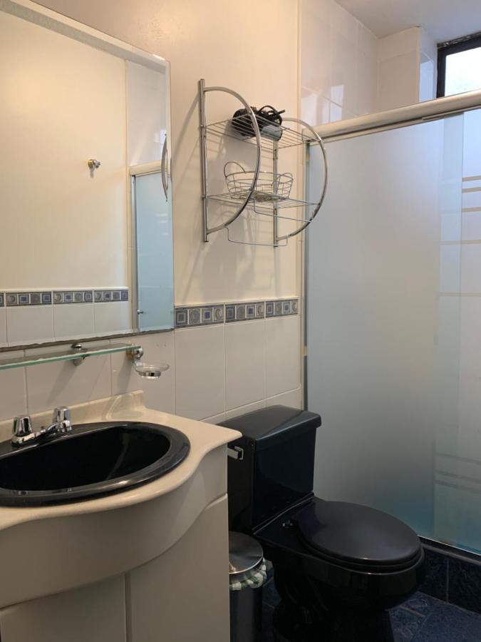 Hospedaje En Quito Norte, Apartamento & Suite Independientes Ngoại thất bức ảnh