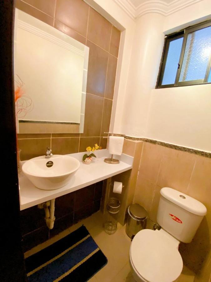 Hospedaje En Quito Norte, Apartamento & Suite Independientes Ngoại thất bức ảnh