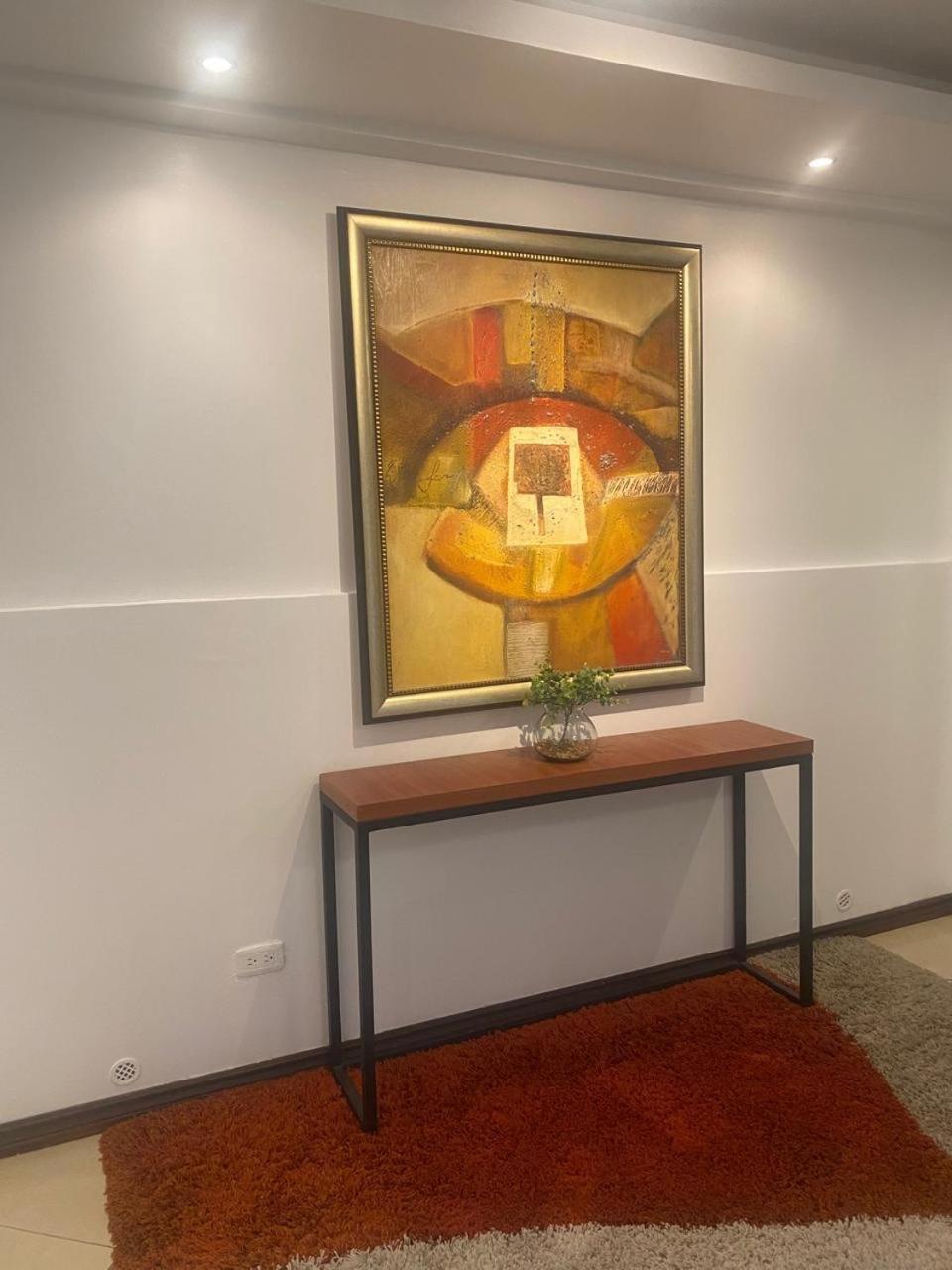 Hospedaje En Quito Norte, Apartamento & Suite Independientes Ngoại thất bức ảnh